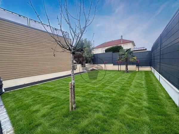 Vente Maison 7 pièces 180 m2 à Saint-Quentin