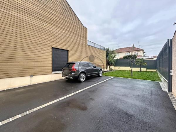 Vente Maison 7 pièces 180 m2 à Saint-Quentin