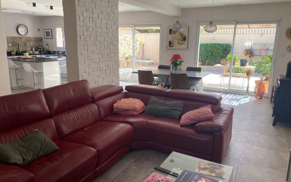 Maison à vendre    4 pièces •  Sorgues