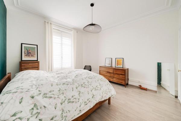 Magnifique appartement de 90m2 environ dans un immeuble bourgeois - 2 chambres - Quartier prisé de Nancy