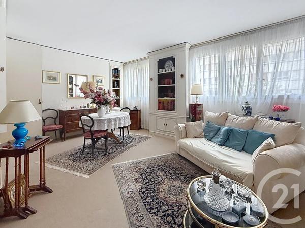 Appartement F3 à vendre  3 pièces - 70,03 m 2   PARIS  - 75019
