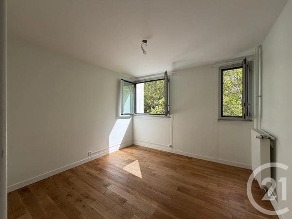 Appartement F3 à vendre  3 pièces - 70,03 m 2   PARIS  - 75019