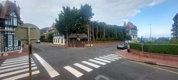 Appartement ancien à vendre à Deauville dans le Calvados (14800), ref :