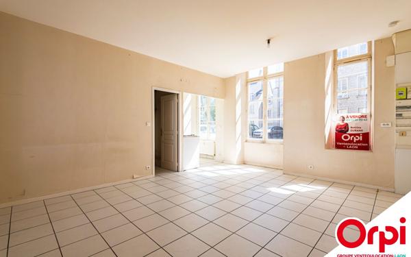 Appartement à vendre    1 pièce • 32 m2 Laon