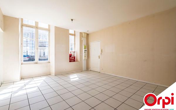 Appartement à vendre    1 pièce • 32 m2 Laon