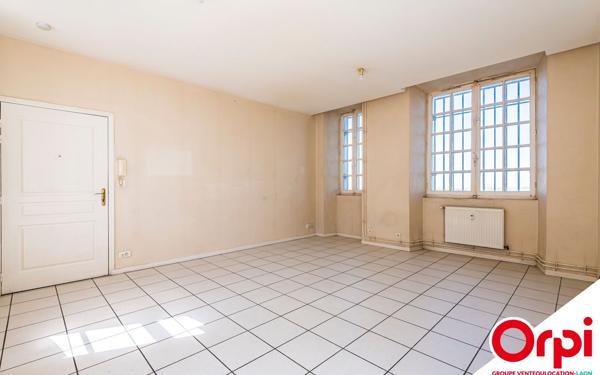 Appartement à vendre    1 pièce • 32 m2 Laon