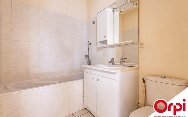 Appartement à vendre    1 pièce • 32 m2 Laon