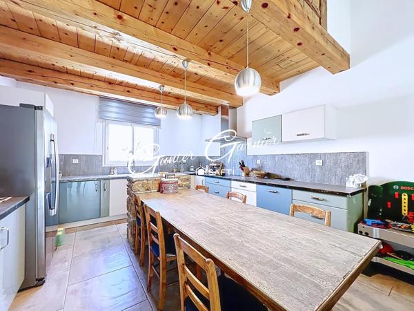 Maison d'exception - 2 chambres - bureau - véranda - garage