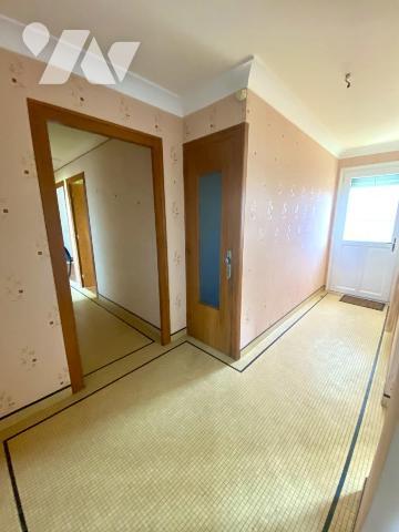 Une maison d'habitation avec 4 chambres