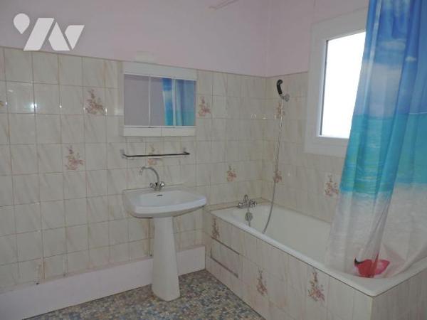 Maison à vendre à  le Lude (Sarthe) 

Classée C en Dpe, peu énergivore, découvrez cette maiso...