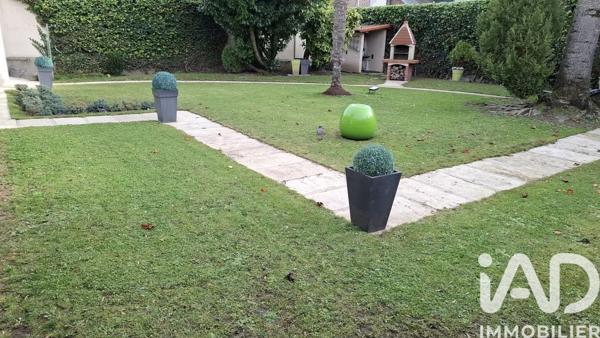 Maison à vendre 6 pièces 215 m² Saint-Quentin