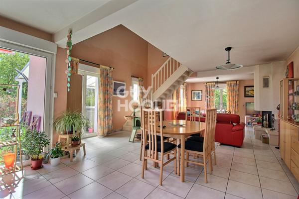 Maison spacieuse à vendre à Chavigny - 4 chambres - terrain constructible 1593m²