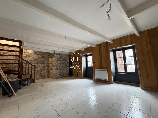 79800 LA MOTHE SAINT HERAY Maison La Mothe Saint Heray 9 pièces 88.67 m2