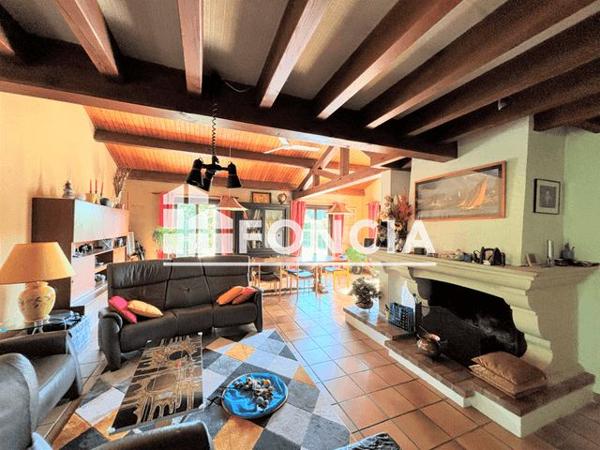 À vendre Maison 6 pièces 175.18 m² - Salles-sur-mer 17220