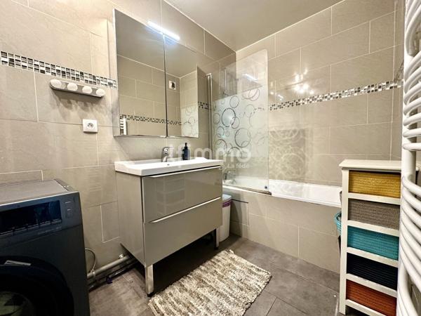 Rosny-sous-Bois -La Boissière- Appartement 3P 67m2- Balcon-Box- Cave