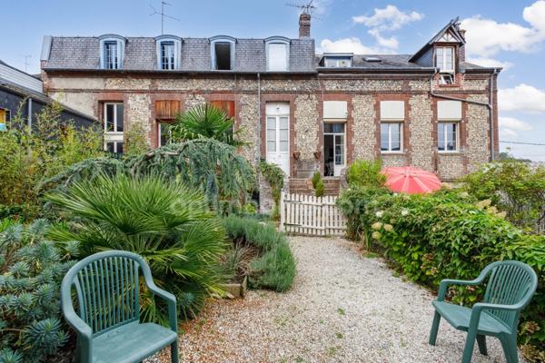 Honfleur quartier St Leonard - Apparterment duplex T3 - 83.20 m2 au sol - 2 chambres - 1er étage - Jardin de 100 m2 environ - Abri de jardin