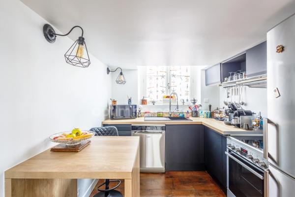 Honfleur quartier St Leonard - Apparterment duplex T3 - 83.20 m2 au sol - 2 chambres - 1er étage - Jardin de 100 m2 environ - Abri de jardin