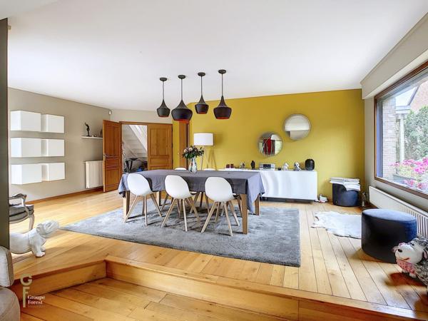 DEMEURE DE FAMILLE SEMI PLAIN-PIED AVEC 7 CHAMBRES