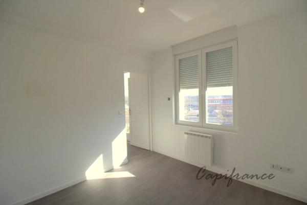 A louer, Douai Gare, Bel Appartement type 2 , 3 ième étage!