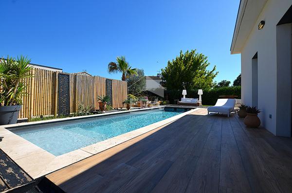 Maison californienne à Mazan