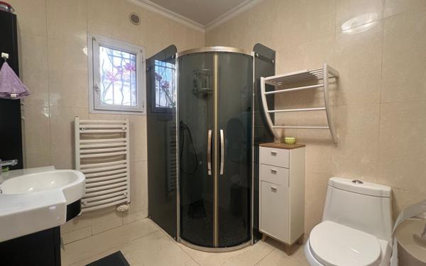 Maison à vendre    6 pièces •  Montpellier