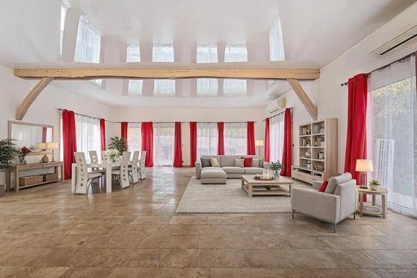 Maison 219 m2- 1200m2 de terrain-Romilly sur seine