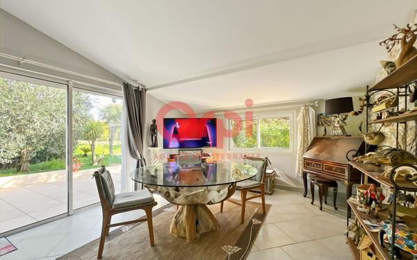 Maison à vendre    3 pièces • 76,71 m2 Roquebrune-sur-Argens