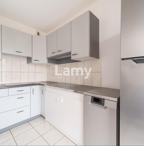 Charmant 2 pièces lumineux avec terrasse et garage