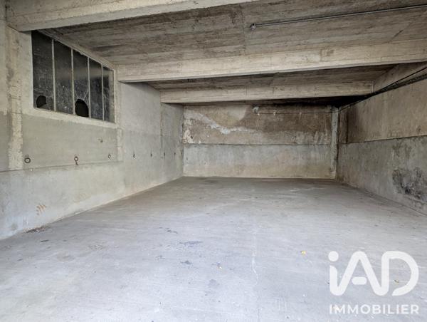 Immeuble à vendre 518 m² Cluis