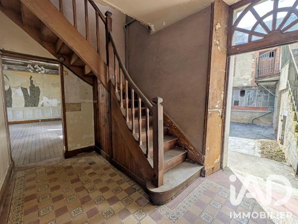 Immeuble à vendre 518 m² Cluis
