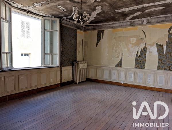 Immeuble à vendre 518 m² Cluis