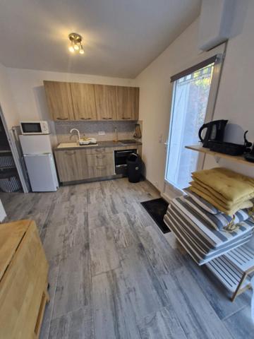 Maison 103 m2, terrain 2428 m2 17132 Meschers / Gironde Meschers-sur-Gironde (17132)