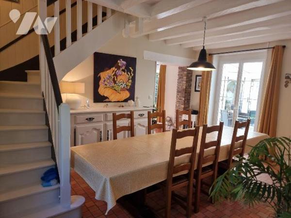 À vendre à Pruniers en Sologne (41) ? Dans un environnement paisible et verdoyant, belle propri...