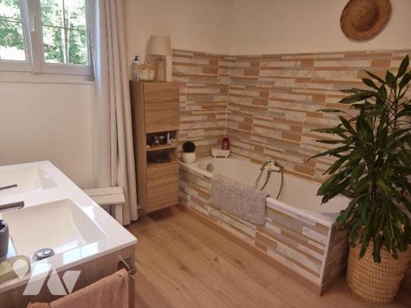 À vendre à Pruniers en Sologne (41) ? Dans un environnement paisible et verdoyant, belle propri...