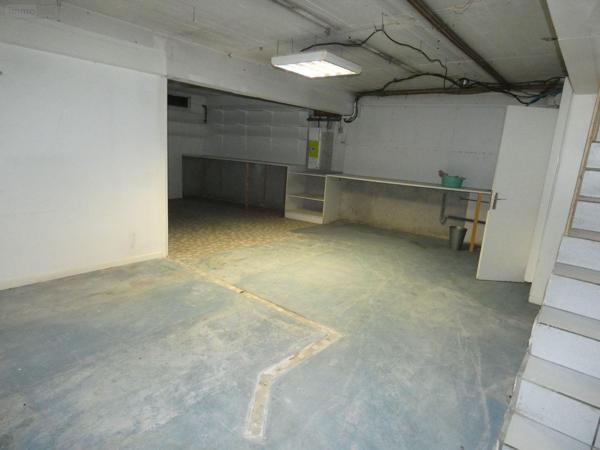 Local Professionnel et commercial à vendre à Chamalières dans le Puy-de-Dôme (63400), ref : 13352/459