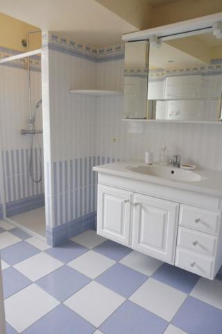 À 1,5 km de la plage - Authentique Maison de Pays avec deux logements, Idéale Maison de Famille