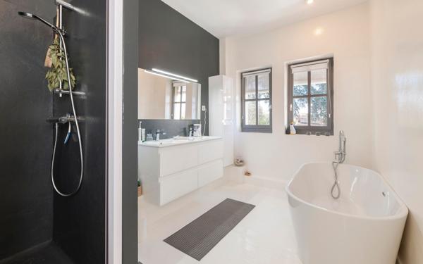 Maison à vendre    7 pièces •  Mont-de-Marsan