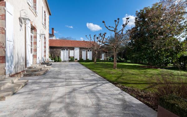 Maison à vendre    7 pièces •  Mont-de-Marsan