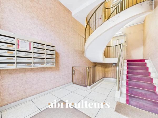 Magnifique Vue TOUR EIFFEL Studio 24 M² 245 000€ Boulogne-Billancourt