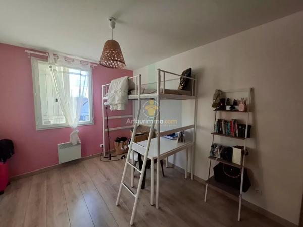 Vente                                                      Maison
                        
                     5 pièces                      102 m2                     à Crécy-la-Chapelle