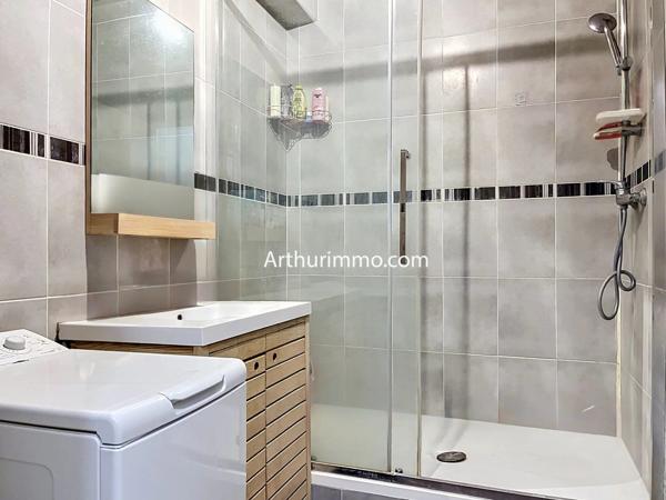 Vente                                                      Appartement
                        
                                         100 m2                     à Boissy-Saint-Léger