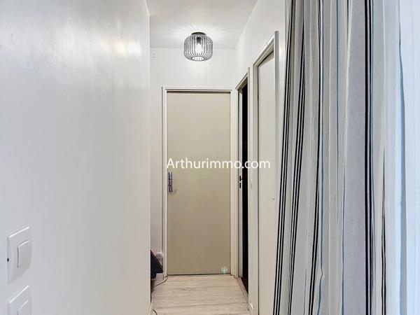 Vente                                                      Appartement
                        
                                         100 m2                     à Boissy-Saint-Léger