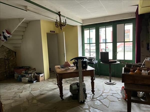 Maison à vendre |  Payrac |  10 pièces | 245 m²