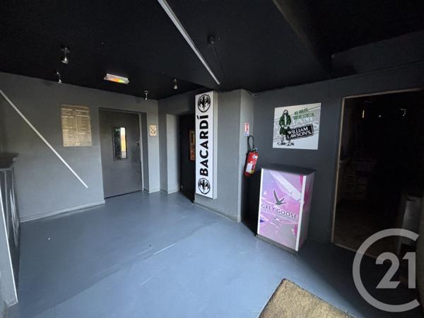 Immeuble à vendre  385 m2 NALLIERS - 86