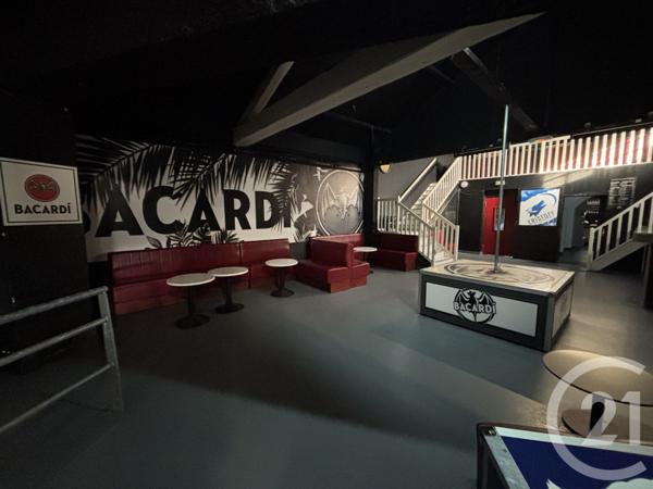 Immeuble à vendre  385 m2 NALLIERS - 86