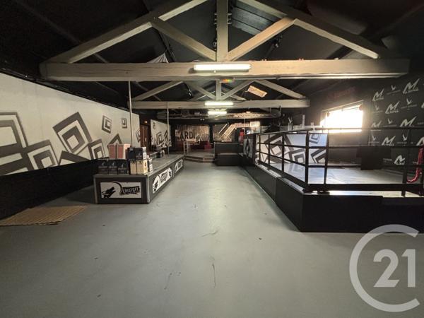 Immeuble à vendre  385 m2 NALLIERS - 86