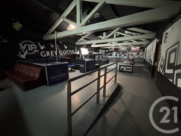 Immeuble à vendre  385 m2 NALLIERS - 86