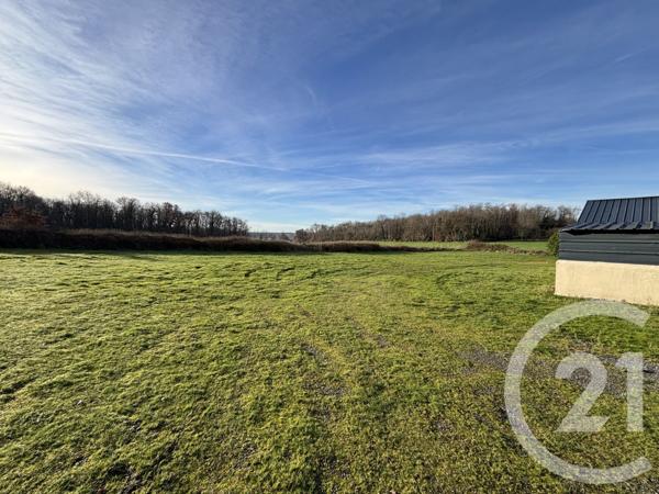 Immeuble à vendre  385 m2 NALLIERS - 86