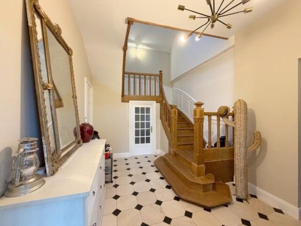 Maison 7 pièce(s) 5 chambre(s) 170 m²