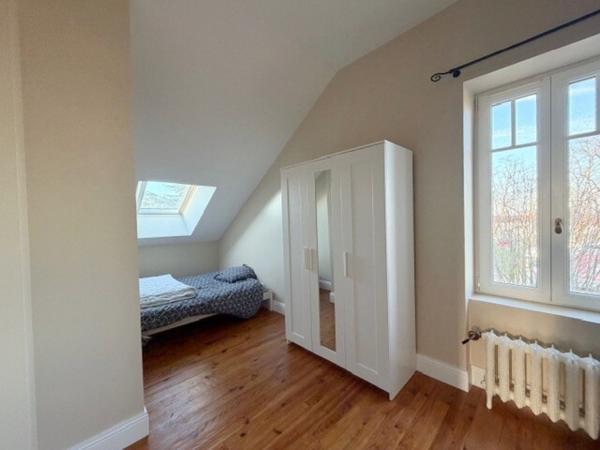 Maison 7 pièce(s) 5 chambre(s) 170 m²